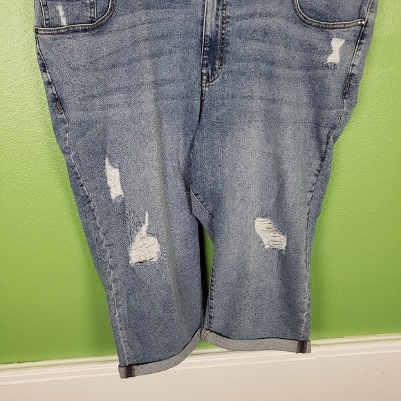 Lane Bryant NWT Women's High Rise Pedal Curvy Fit Flex Magic Waistband Sz  24 - Picture 5 of 11